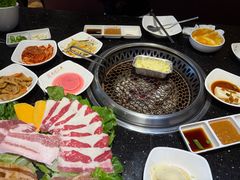 -木槿花韩式炭烤·熟成肉工坊(孙文东路店)
