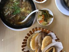 -闫家驴肉老店(华电一校店)