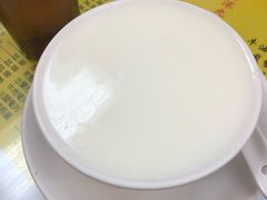 蛋白炖鲜牛奶-澳洲牛奶公司(佐敦店)