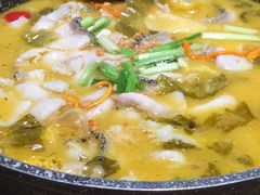 本味老坛酸菜鱼（中份）-山城外·非遗酸菜鱼(蜀都万达店)