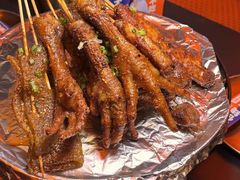 -何师烧烤Pro ·江湖川菜·小龙虾·精酿(太古里旗舰店)