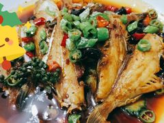 干烧耗儿鱼-洪霞餐馆