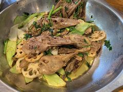 主打的干锅鸭头-安诚居干锅鸭头(八角店)