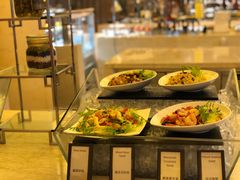 -东西风牛排馆周末烧烤自助(首都机场希尔顿店)