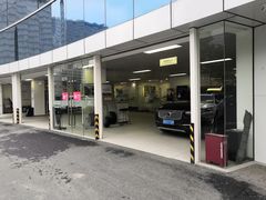 -杭州中沃沃尔沃4S店(滨江区店)