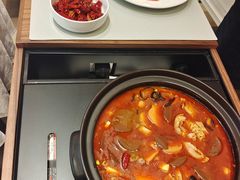 -品海楼·大连海胆锅贴馆(东港店)