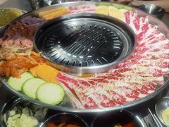 -哈哈碳都·牛肋条无限自助烤肉(宝龙店)