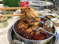 -蛙两只美蛙鱼头火锅(恒茂店)