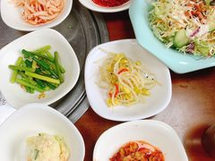 -亲昵春川鸡排(韩国美食街店)