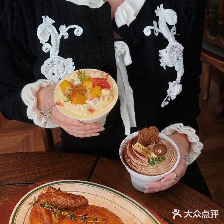 分享东阳生日餐厅🍴被鲜花包围的漂亮饭💐