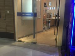 -瑞尔齿科(南京东路名人诊所)