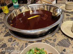 -肖肖酸萝卜鱼火锅(总店)