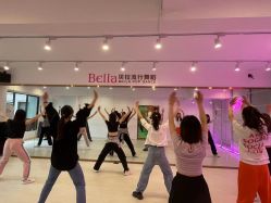 点击看大图 -Bella贝拉流行舞蹈