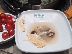 -淘米捞·米汤脆鲩鱼火锅(福田皇岗店)