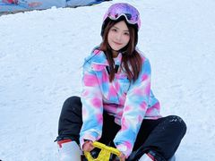-浙东第一尖雪山欢乐谷