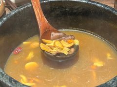 -蘑界·野生菌火锅(深业上城店)