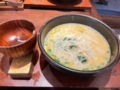 -银米·云南传统过桥米线(双廊黑金冠店)
