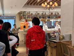 -雍和会海鲜姿造自助(湖东路店)