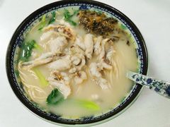-明呈黄鱼面馆(斜土路店)