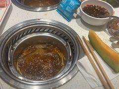 -龍歌自助小火锅(市南金茂湾店)