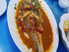 红烧黄鱼-夏军农家乐