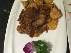 -闫府私房菜·百年鲁菜(恒隆店)