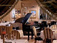 -火车头法国西餐厅