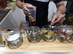 -刘红杏·杏皮水店(月牙泉小镇店)