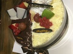 -皇冠幸福里动物奶油生日蛋糕(万达店)