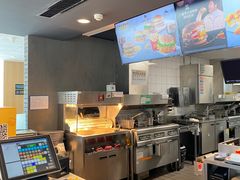 -麦当劳(华亚广场店)