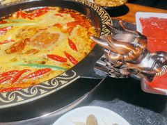 -临江门重庆老火锅(德新里店)
