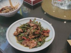 -川流不息·地道川菜·小龙虾(松东路店)