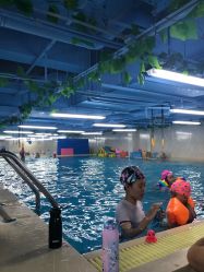 -子木乐园婴儿游泳馆(水晶港店)