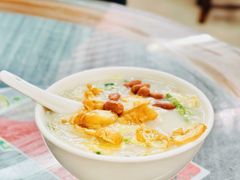 艇仔粥-穗银肠粉店(东川路店)
