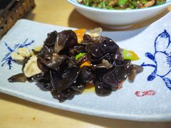 桃仁木耳-湘约爨厨(太白立交店)