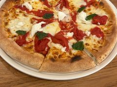 -城市大道红炉披萨烘焙坊