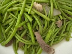 -小胡子农家菜馆