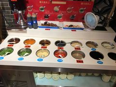 自助调料区-大龙辣火锅·龙虾·烧烤(湖滨新天地店)