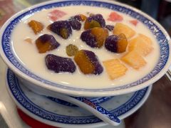 -广信牛奶甜品世家(台东店)
