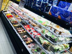 -盒马鲜生(红莲店)