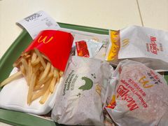 -麦当劳(新天地得来速店)