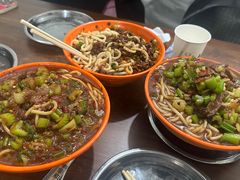 牛肉拌米粉-玲玲米粉·新疆现炒米粉(大十字总店)