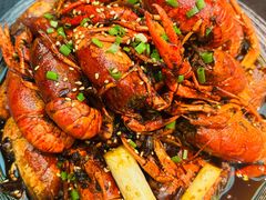 -肥肥虾庄·金牌油焖大虾(沙湖店)