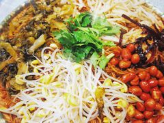 海南粉-琼菜坊·无鸡不成宴·海南菜老爸茶糟粕醋(海口骑楼老街店)