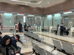 -房地产交易中心-停车场