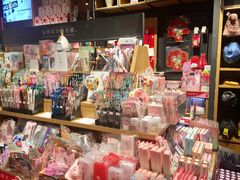 -酷乐潮玩(城西银泰城店)