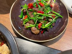 -云海肴·汽锅鸡·云南菜(天山百盛优客店)