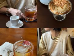 -Café Monson