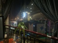 -蓝鲸大酒店旋转餐厅