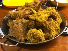 双拼炸鸡半半-BHC炸鸡(明洞总店)